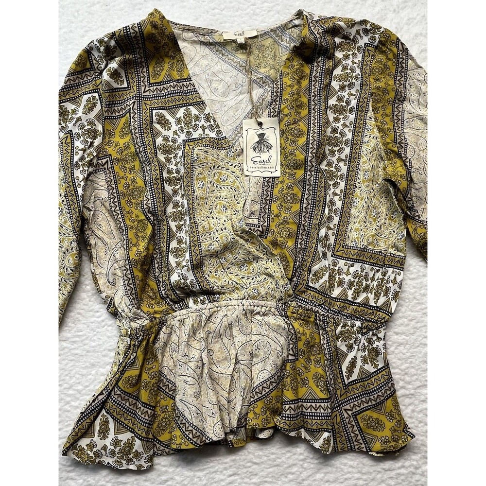 Easel Blouse Womens L Floral Patchwork Bell Sleeve Peasant Boho Chic Top Western